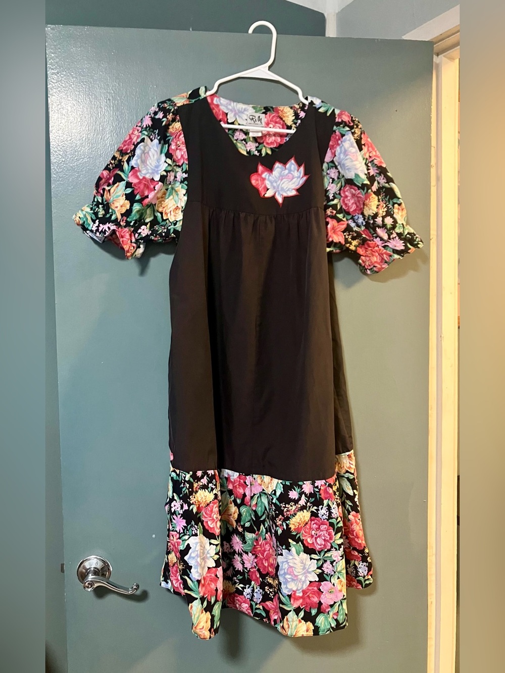 Vintage RM Made in Hawaii Dress with Pocket; Small Stain on Top Right Front